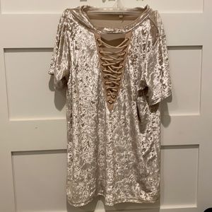 Laced v neck short sleeve blouse cream